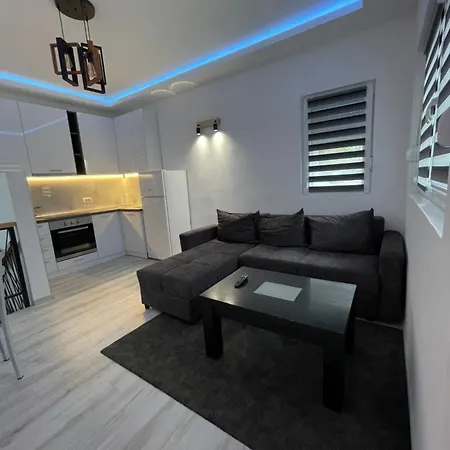 Stan Na Dan Free Parking * Bor