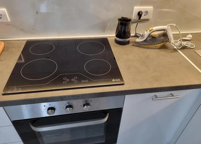 Stan Na Dan Free Parking * 博尔