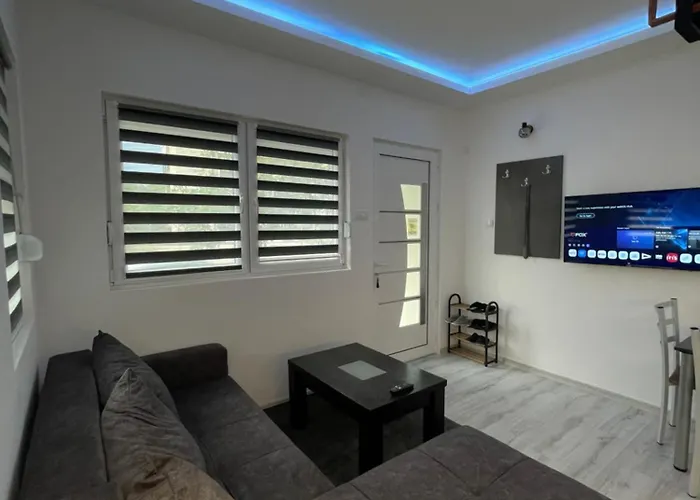 Stan Na Dan Free Parking * 博尔